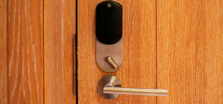 Automatic Locking Door Knob Manhattan Beach
